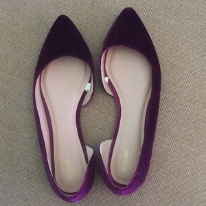 Mossimo burgundy color flats